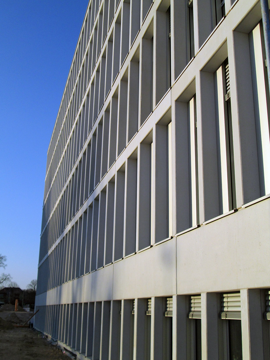 Detailansicht Gebäude, Außenfassade . Neubau Bundespolizeipräsidium, Potsdam