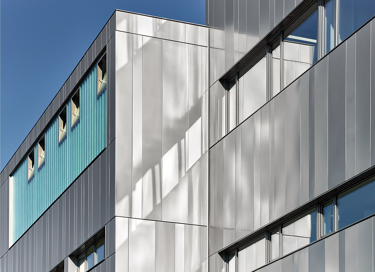 Detailansicht Außenfassade . Rehau Erweiterung Werk Viechtach Detailansicht Außenfassade . Rehau Erweiterung Werk Viechtach