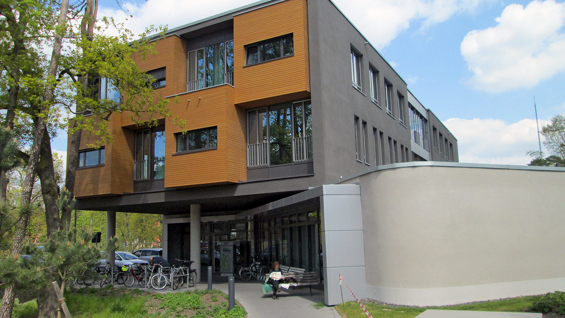 Gebäudeansicht, Fassadengliederung . Neubau Gesundheitscampus Oskar-Helene-Heim, Berlin