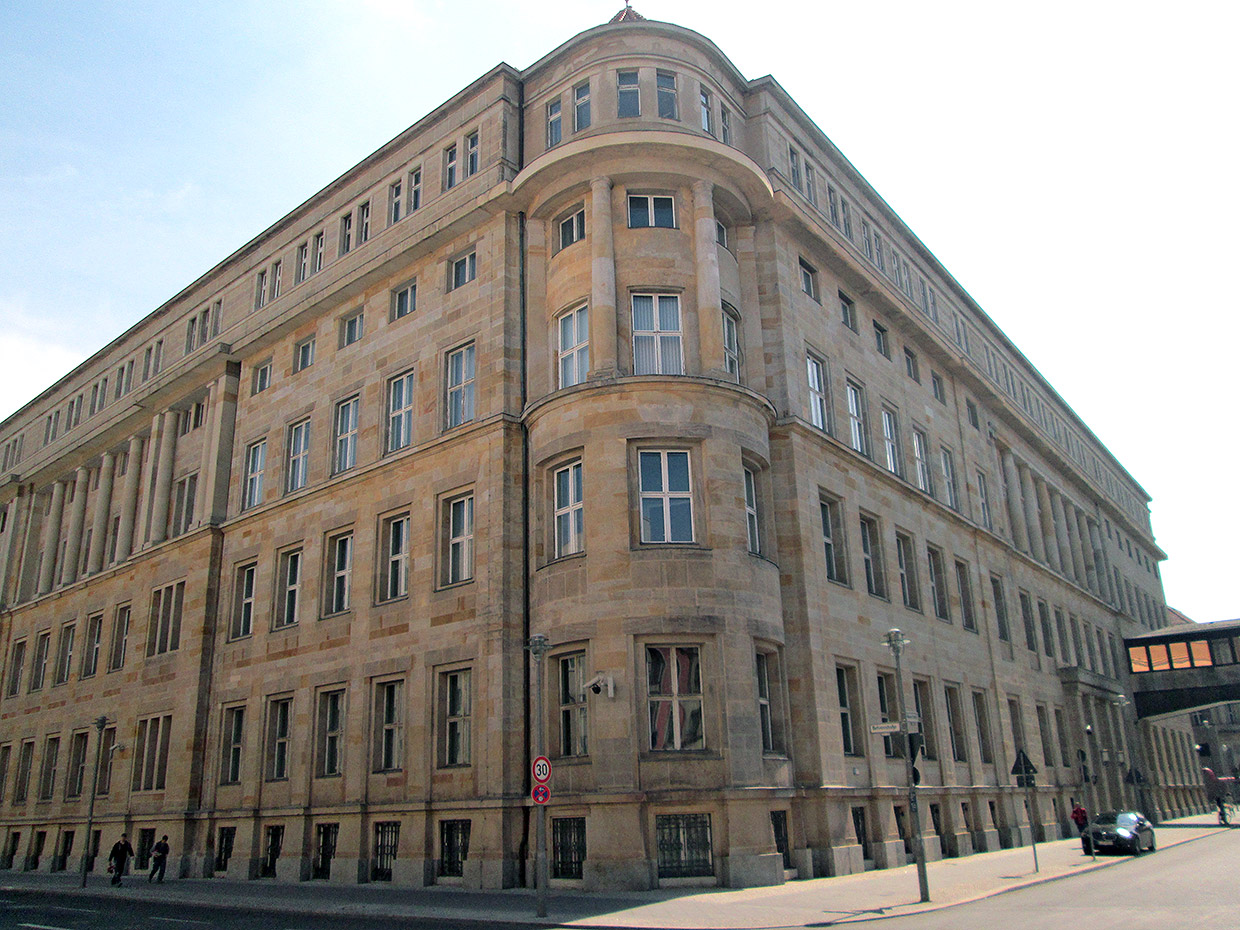 Gebäudeansicht Behrenstraße / Mauerstraße . Sanierung Bundesministerium für Gesundheit, Berlin