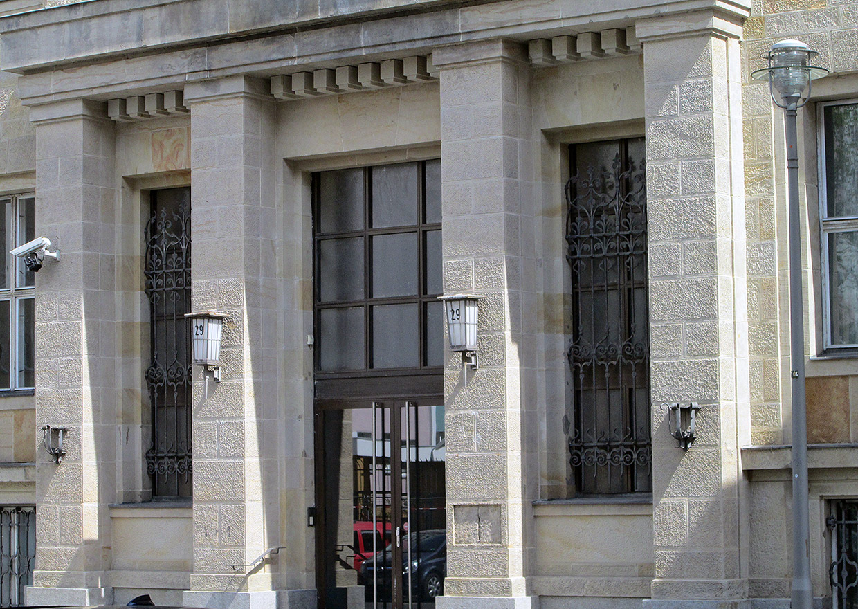 Eingangsbereich Mauerstraße 29 . Sanierung Bundesministerium für Gesundheit, Berlin Eingangsbereich Mauerstraße 29 . Sanierung Bundesministerium für Gesundheit, Berlin