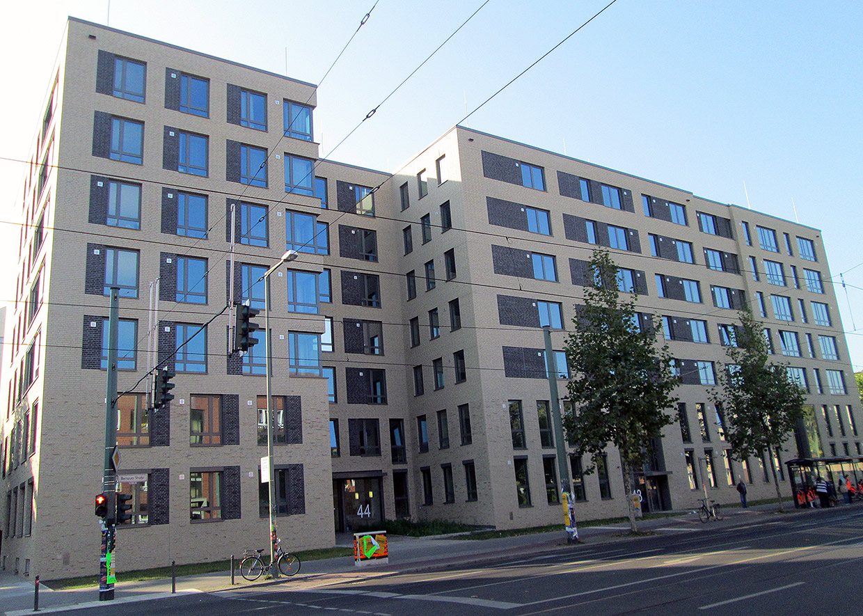 Ansicht Wohnhaus Bernauer Straße/ Wolliner Straße . Neubau Mehrfamilienhaus, Bernauer Straße Berlin Ansicht Wohnhaus Bernauer Straße/ Wolliner Straße . Neubau Mehrfamilienhaus, Bernauer Straße Berlin
